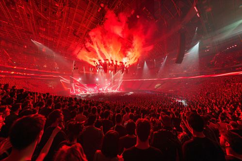 舞臺(tái)燈光設(shè)計(jì) 光影流轉(zhuǎn)間的藝術(shù)魅力